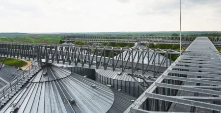 Why are Mild Steel Pipes and Tubes Preferred in the Construction Industry?