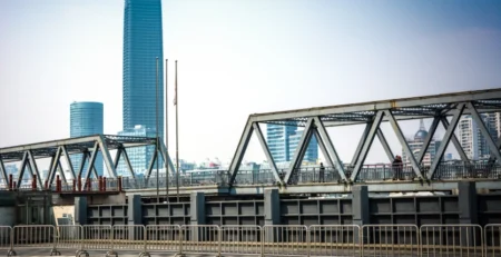 Essential Metal Building Materials in the UAE Construction Industry